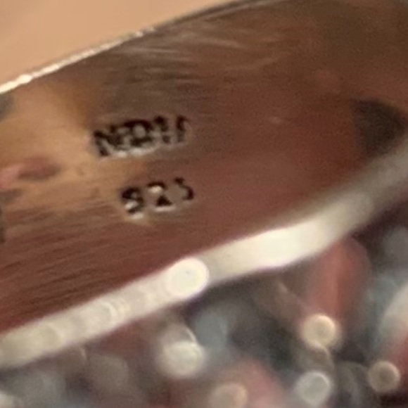 STERLING SILVER AND NAVY BLUE DRUZY STONE RING - Picture 5 of 6